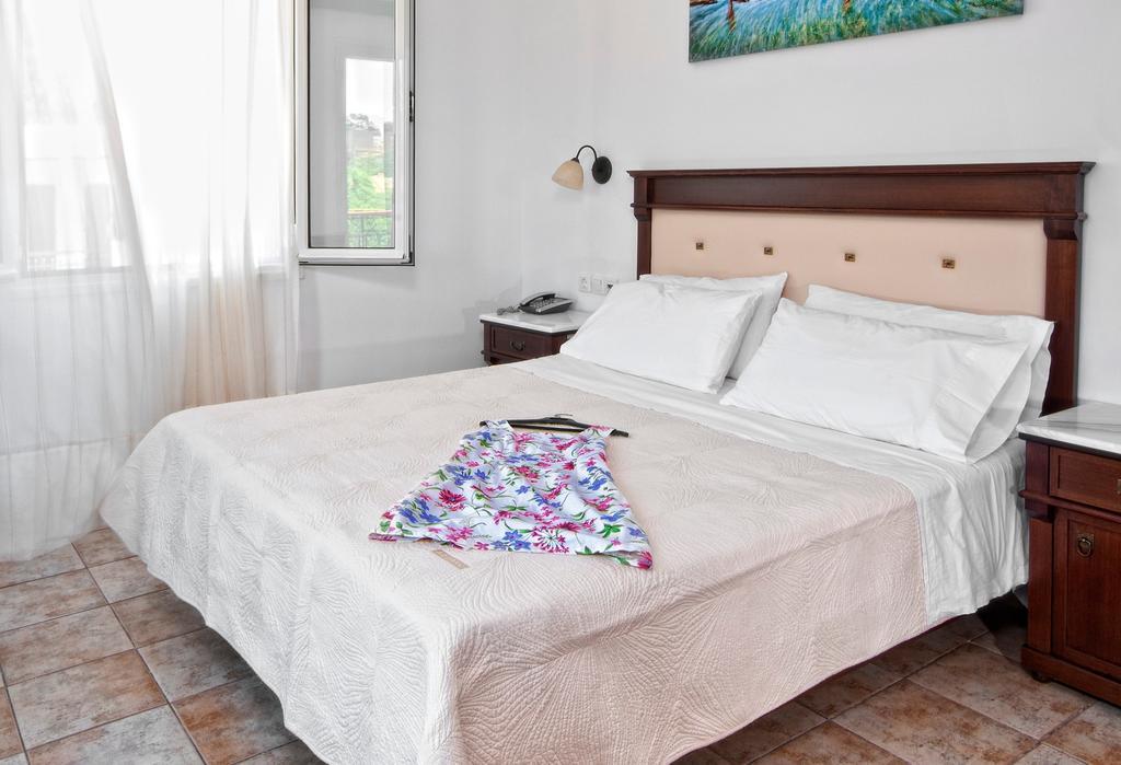 Kerkis Bay Hotel Marathokampos Ngoại thất bức ảnh