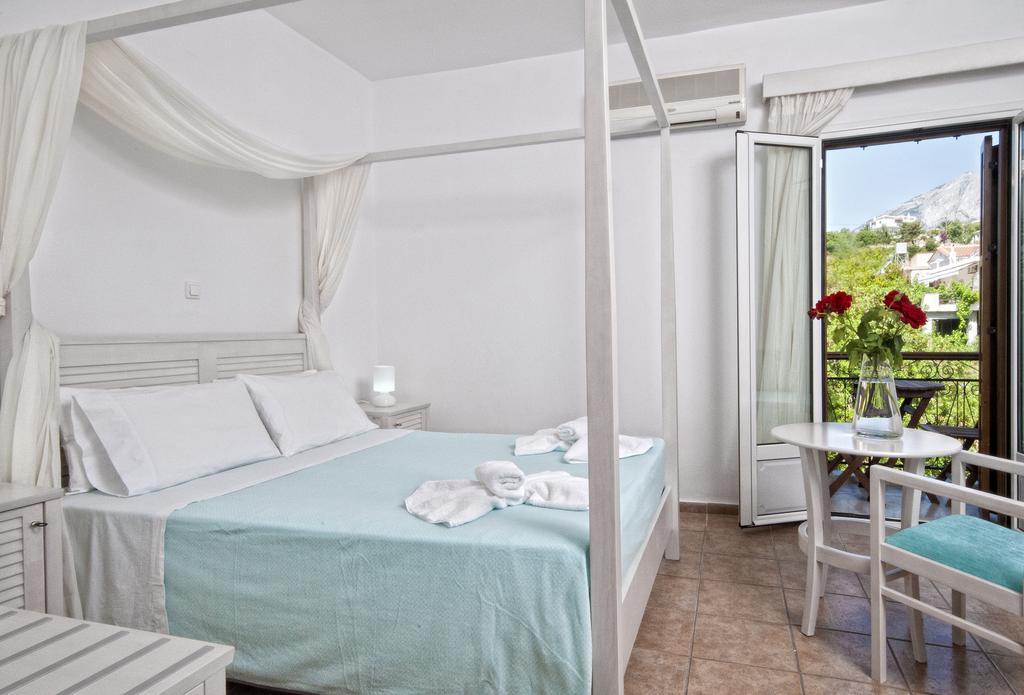 Kerkis Bay Hotel Marathokampos Ngoại thất bức ảnh