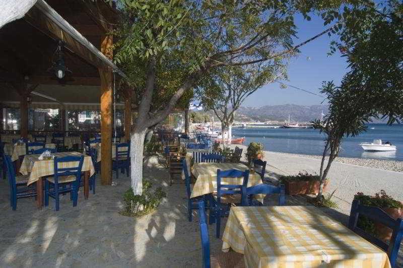 Kerkis Bay Hotel Marathokampos Ngoại thất bức ảnh